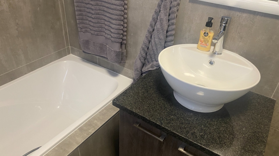 3 Bedroom Property for Sale in Equestria Gauteng