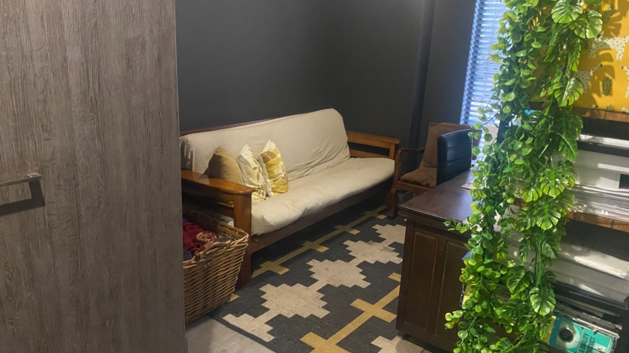 3 Bedroom Property for Sale in Equestria Gauteng