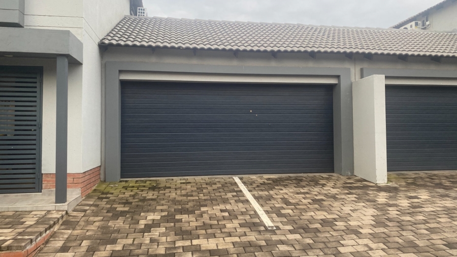 3 Bedroom Property for Sale in Equestria Gauteng