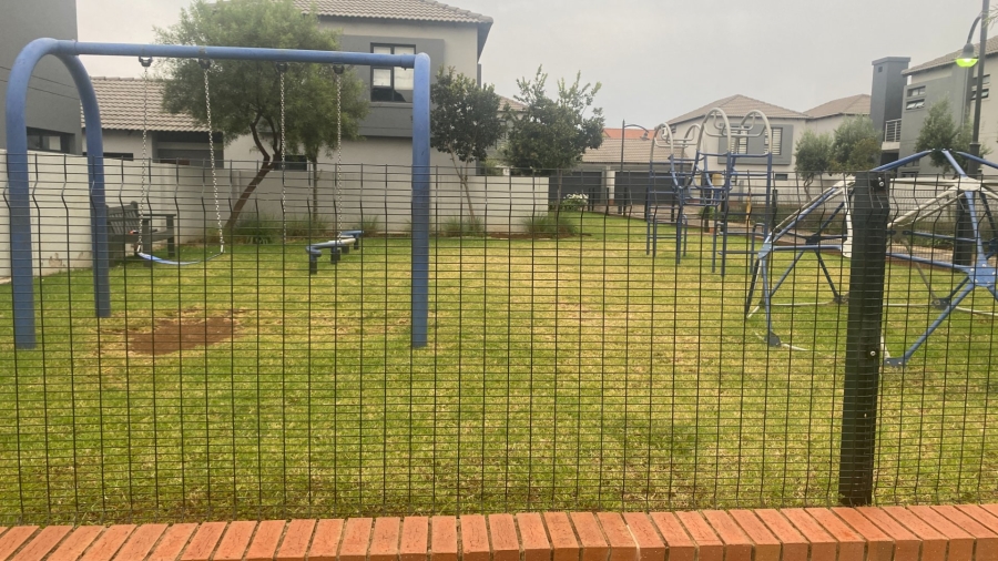 3 Bedroom Property for Sale in Equestria Gauteng