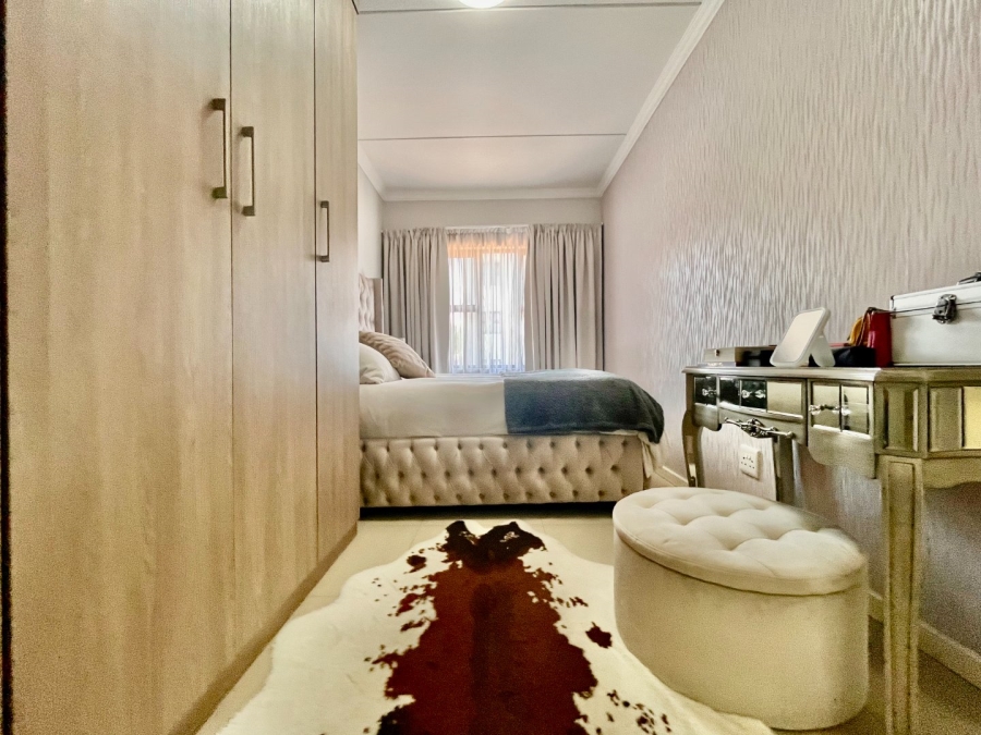 2 Bedroom Property for Sale in Halfway Gardens Gauteng