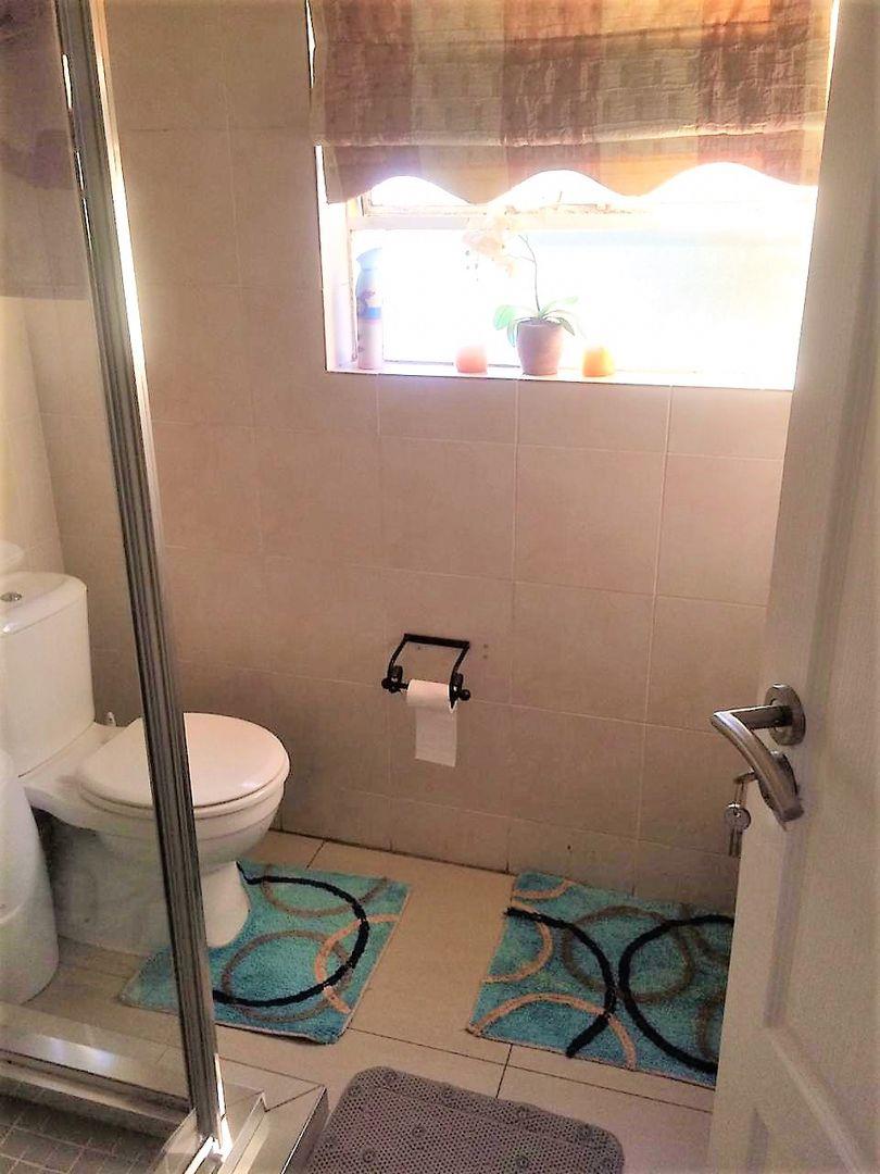 2 Bedroom Property for Sale in Glenanda Gauteng