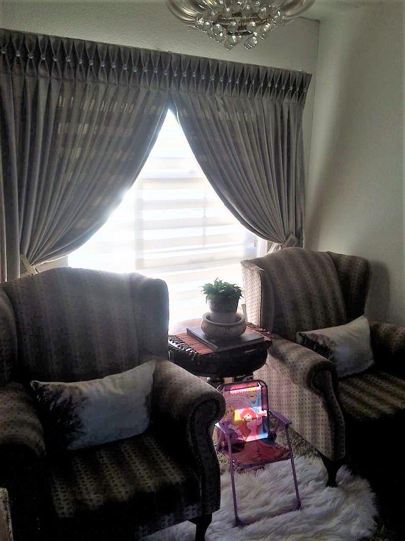 2 Bedroom Property for Sale in Glenanda Gauteng