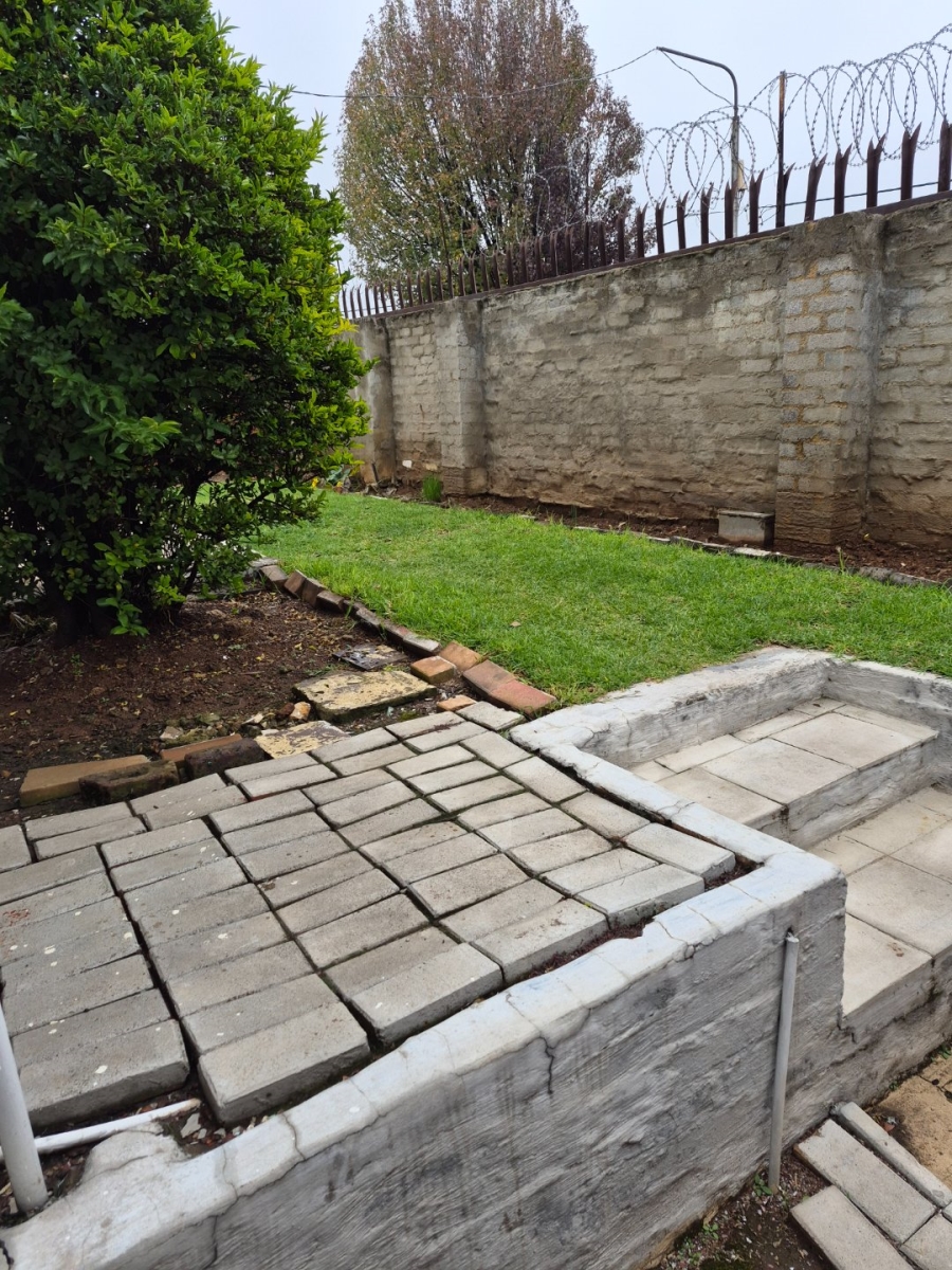 10 Bedroom Property for Sale in Brixton Gauteng