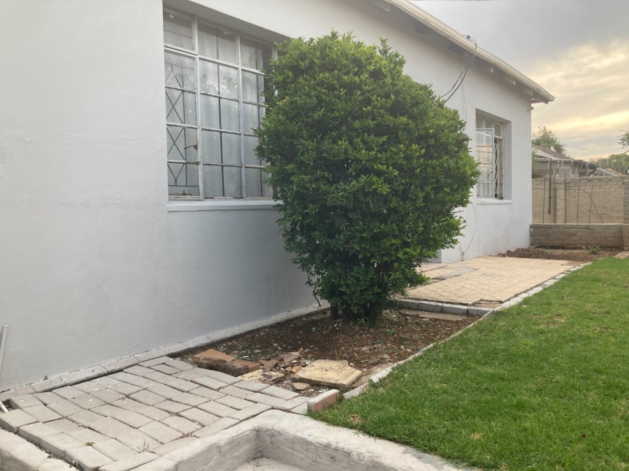 10 Bedroom Property for Sale in Brixton Gauteng