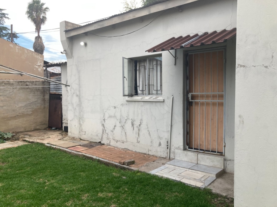 10 Bedroom Property for Sale in Brixton Gauteng