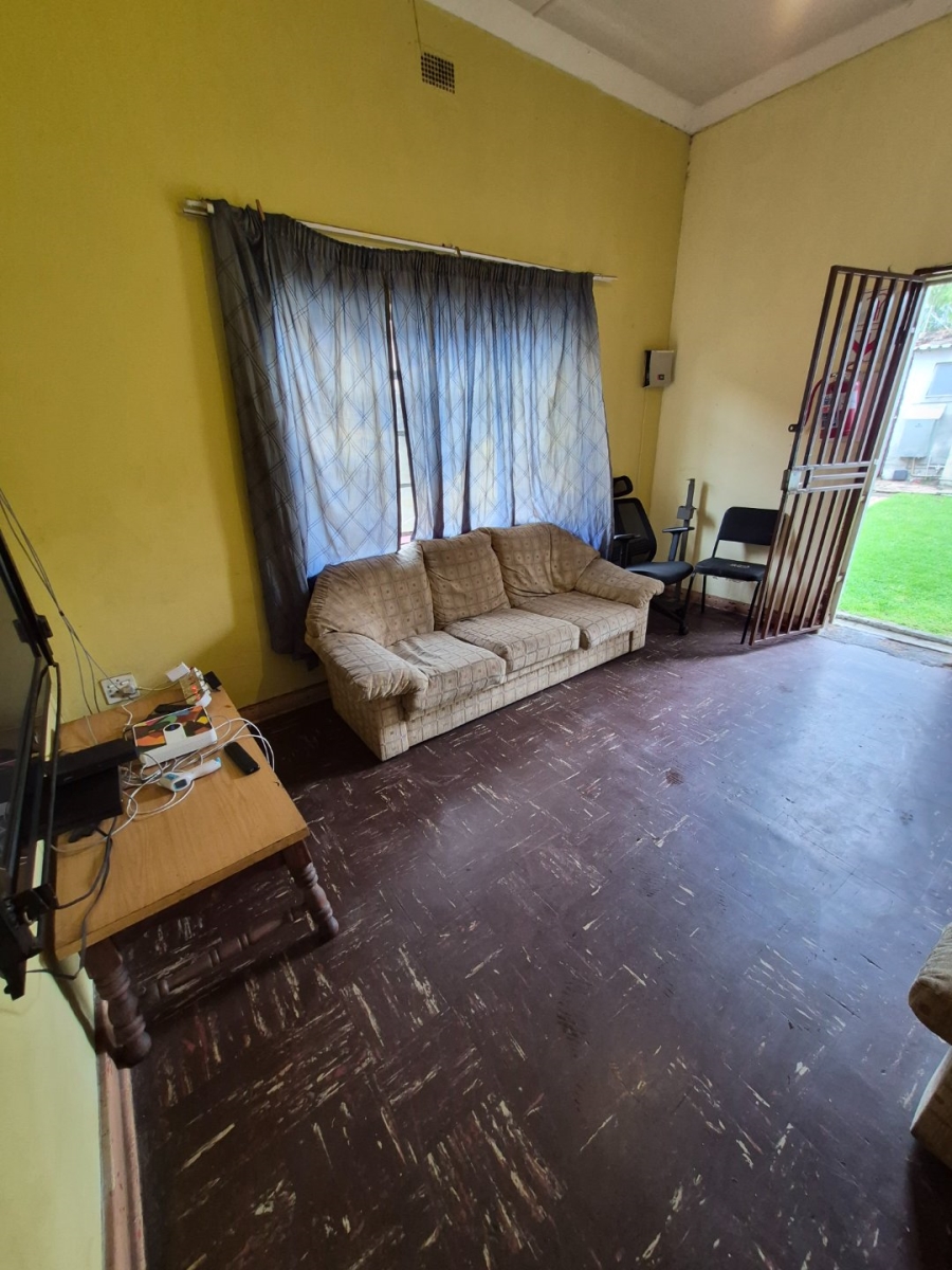 10 Bedroom Property for Sale in Brixton Gauteng