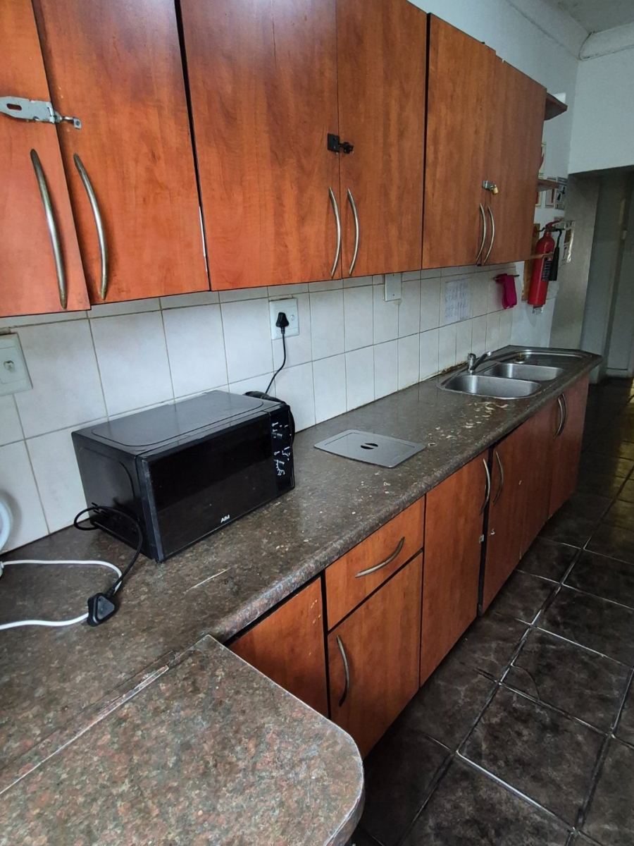 10 Bedroom Property for Sale in Brixton Gauteng