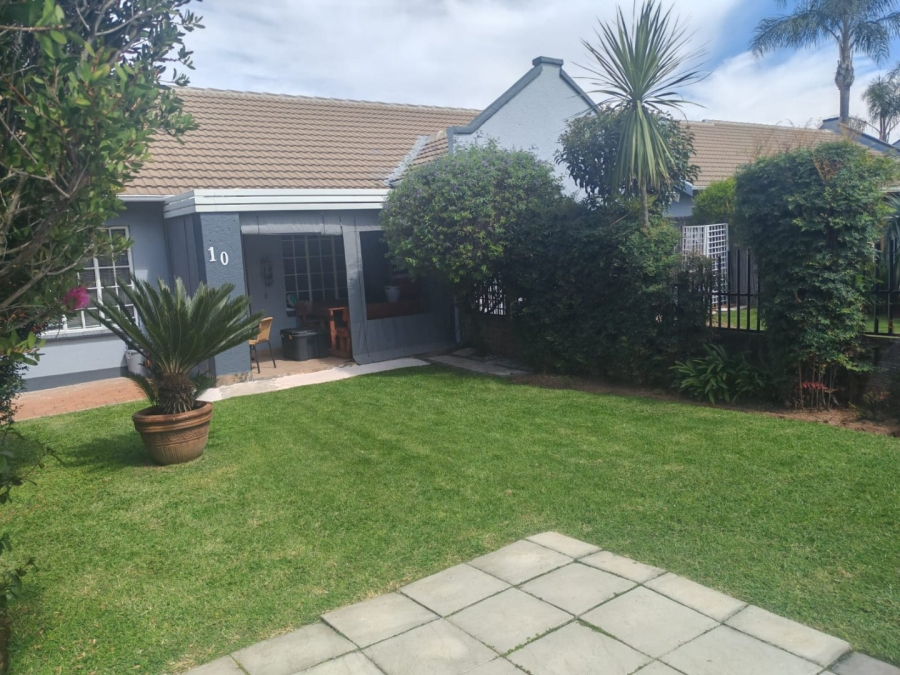  Bedroom Property for Sale in Bartlett Gauteng