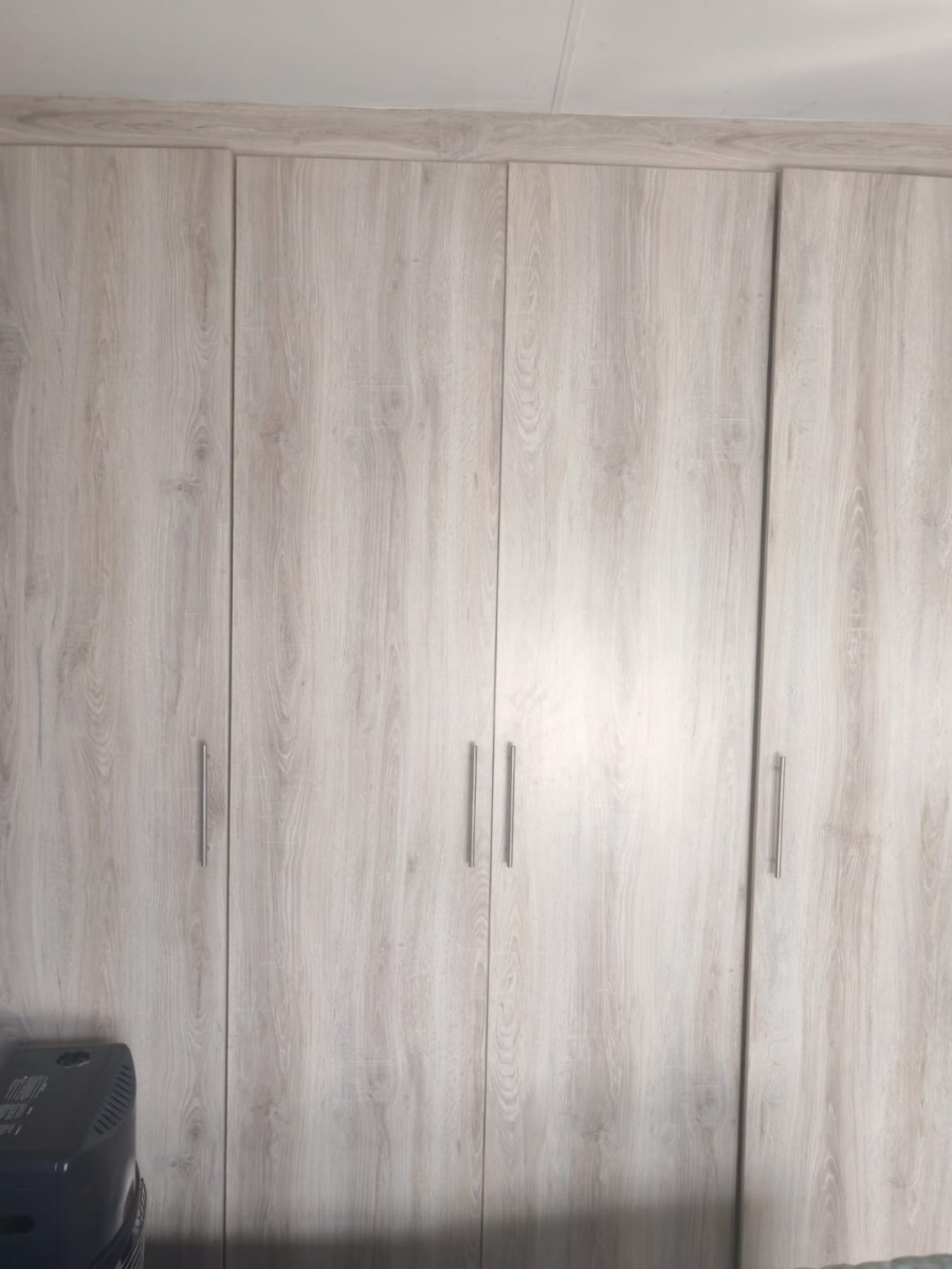  Bedroom Property for Sale in Bartlett Gauteng