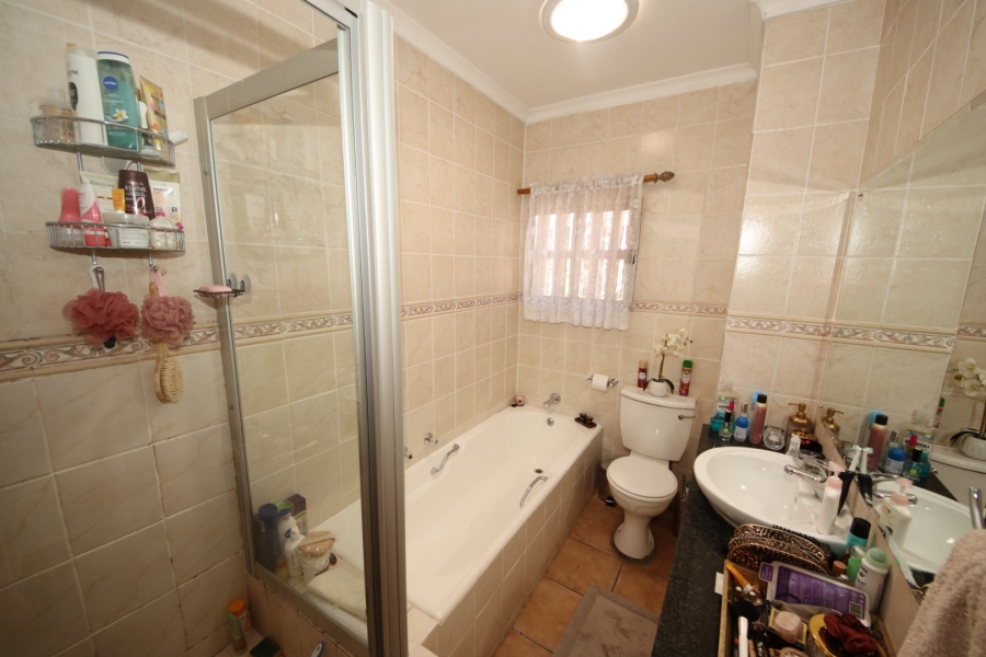 3 Bedroom Property for Sale in St Andrews Gauteng