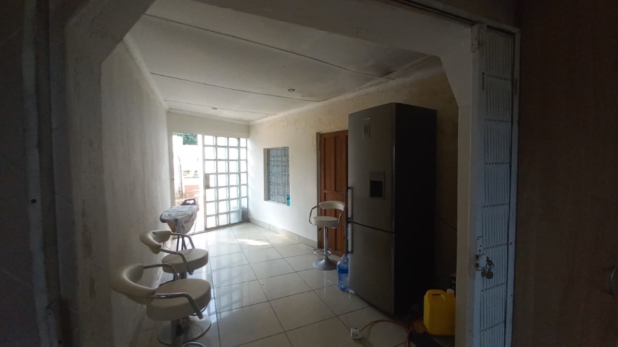 4 Bedroom Property for Sale in Oakdene Gauteng