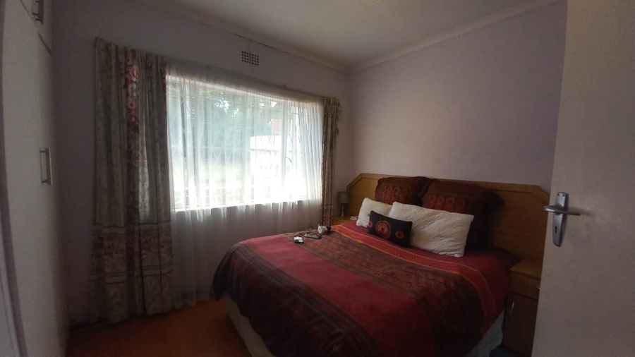 4 Bedroom Property for Sale in Oakdene Gauteng