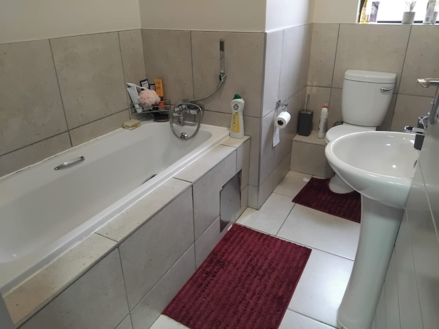 3 Bedroom Property for Sale in Roodeplaat Gauteng
