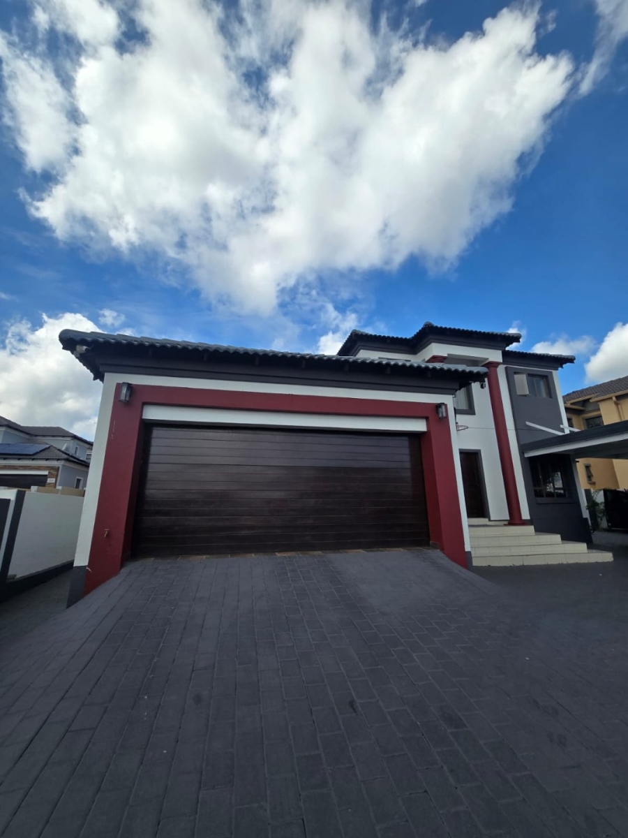 4 Bedroom Property for Sale in Thatchfield Hills Gauteng