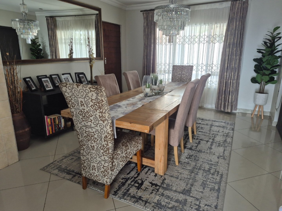 4 Bedroom Property for Sale in Thatchfield Hills Gauteng