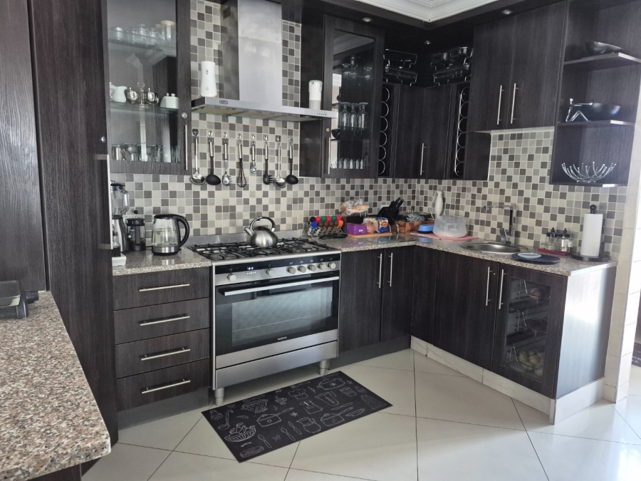 4 Bedroom Property for Sale in Thatchfield Hills Gauteng