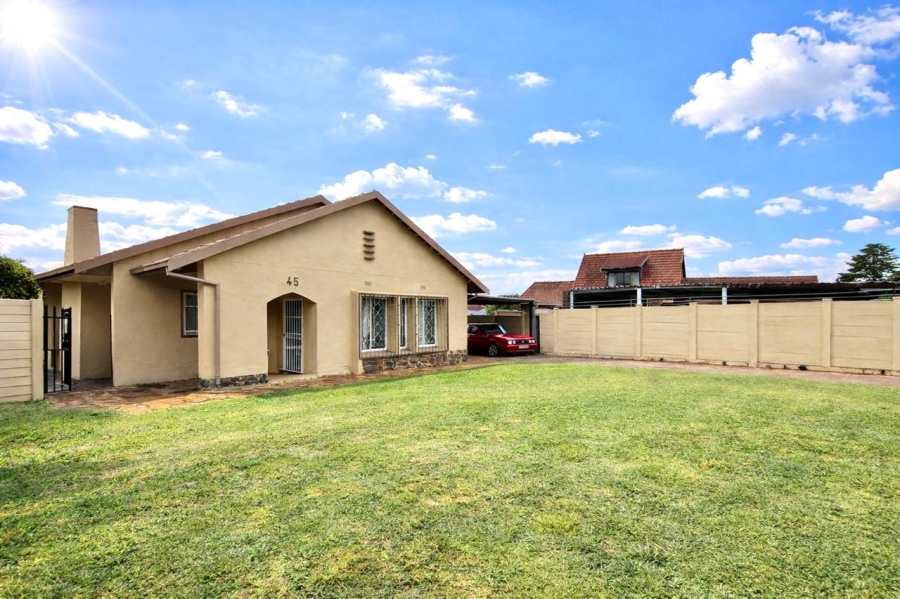 3 Bedroom Property for Sale in Dinwiddie Gauteng