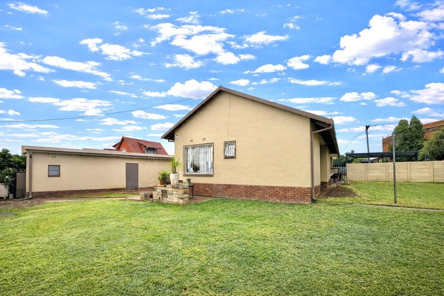 3 Bedroom Property for Sale in Dinwiddie Gauteng