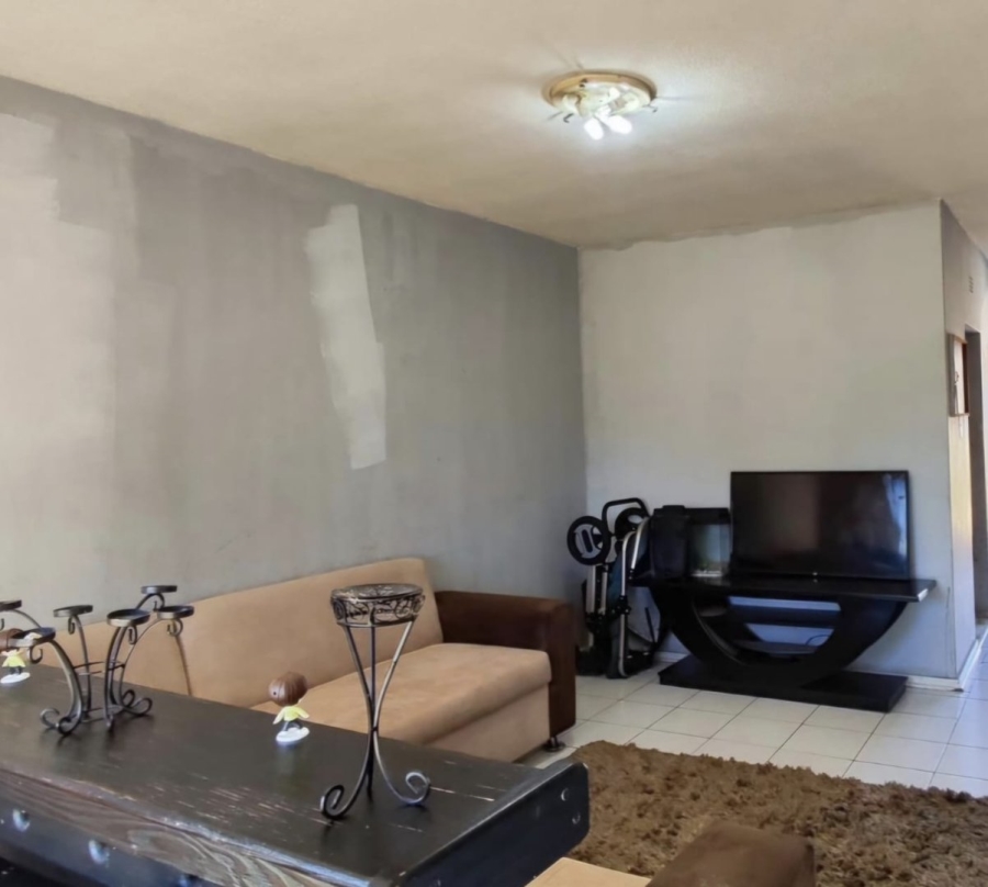 2 Bedroom Property for Sale in Horison Gauteng
