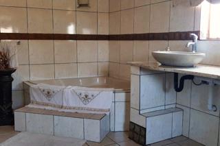 4 Bedroom Property for Sale in Leachville Ext 1 Gauteng