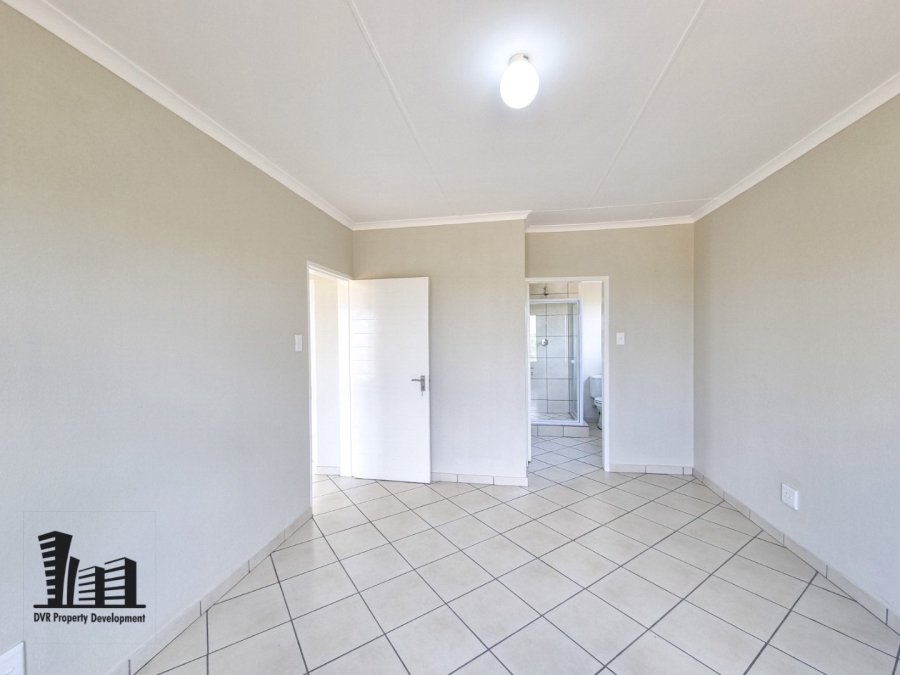 3 Bedroom Property for Sale in Windmill Park Gauteng