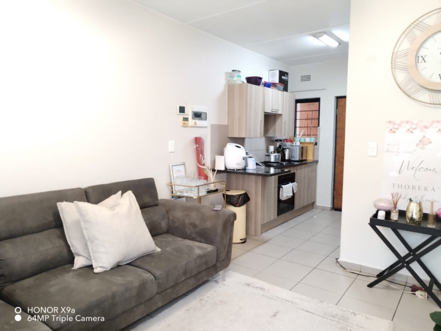 2 Bedroom Property for Sale in Ravenswood Gauteng