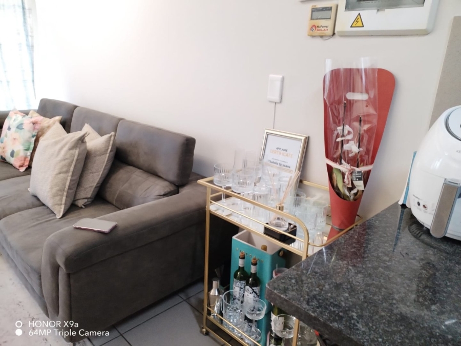 2 Bedroom Property for Sale in Ravenswood Gauteng