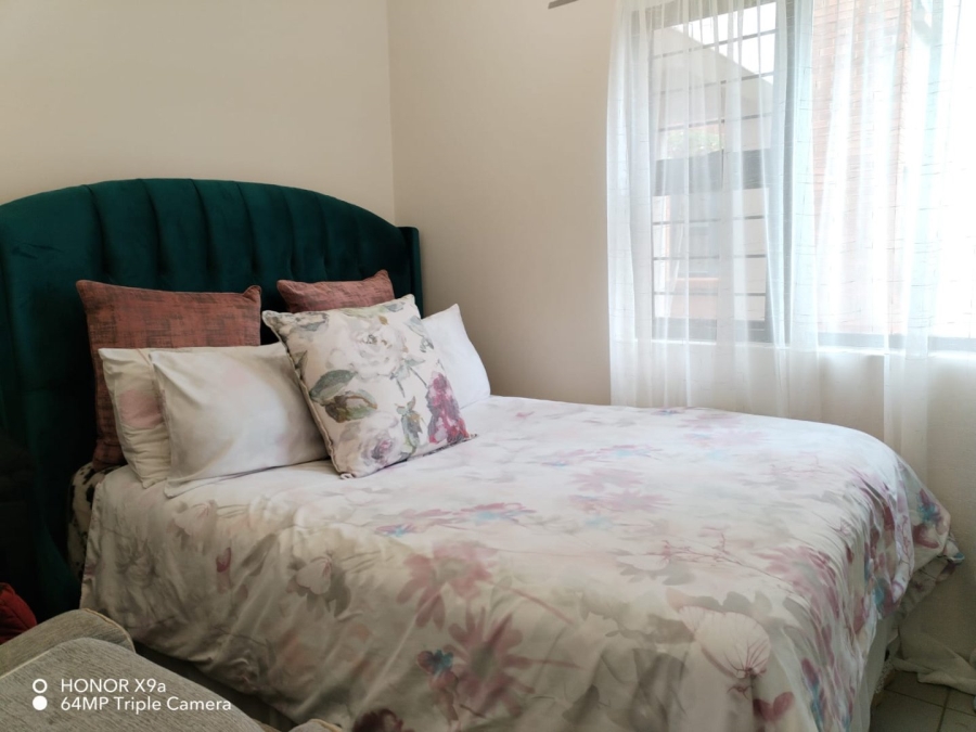 2 Bedroom Property for Sale in Ravenswood Gauteng