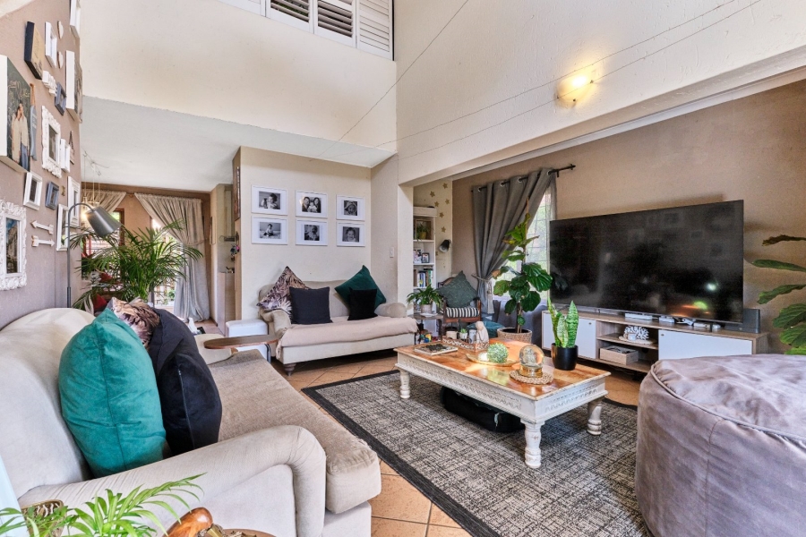 4 Bedroom Property for Sale in Bromhof Gauteng