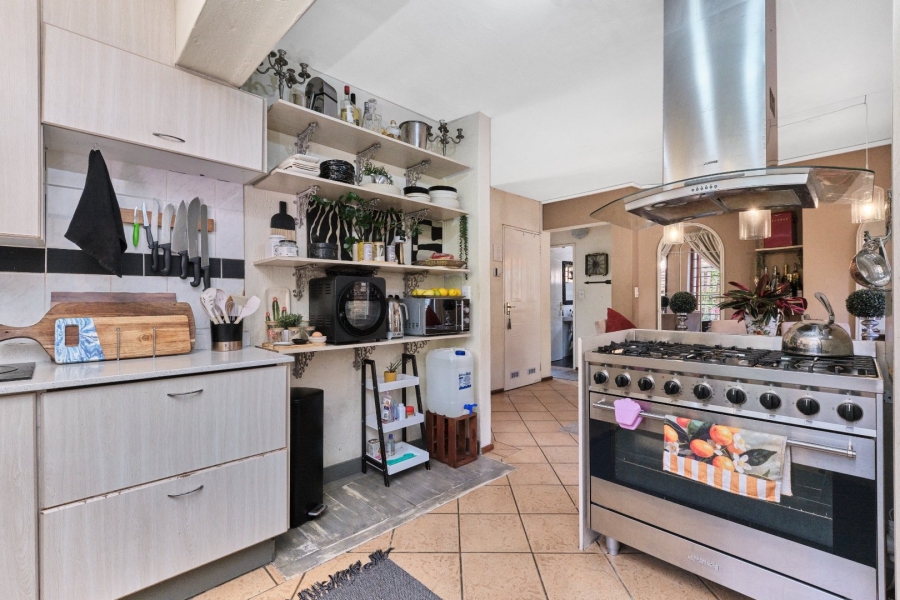 4 Bedroom Property for Sale in Bromhof Gauteng