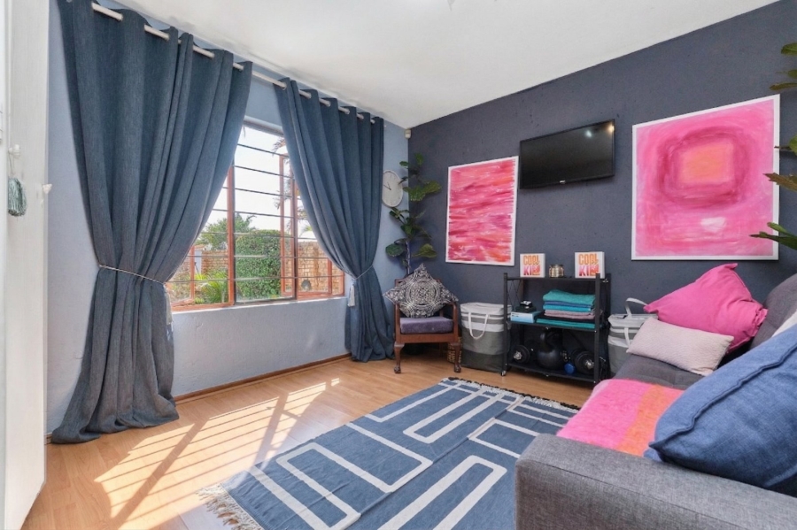 4 Bedroom Property for Sale in Bromhof Gauteng