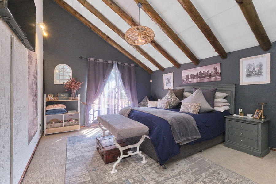 4 Bedroom Property for Sale in Bromhof Gauteng