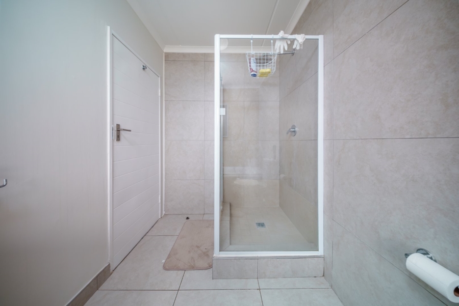 1 Bedroom Property for Sale in Modderfontein Gauteng