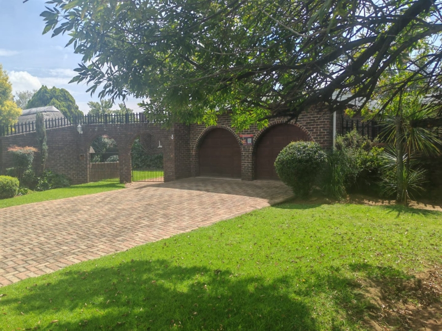 3 Bedroom Property for Sale in Sunward Park Gauteng