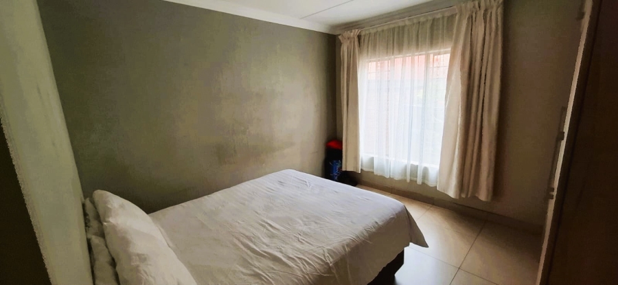 To Let 2 Bedroom Property for Rent in Andeon AH Gauteng