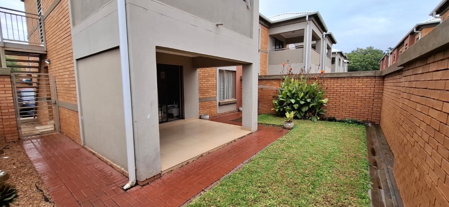 To Let 2 Bedroom Property for Rent in Andeon AH Gauteng