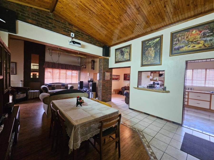 3 Bedroom Property for Sale in Casseldale Gauteng