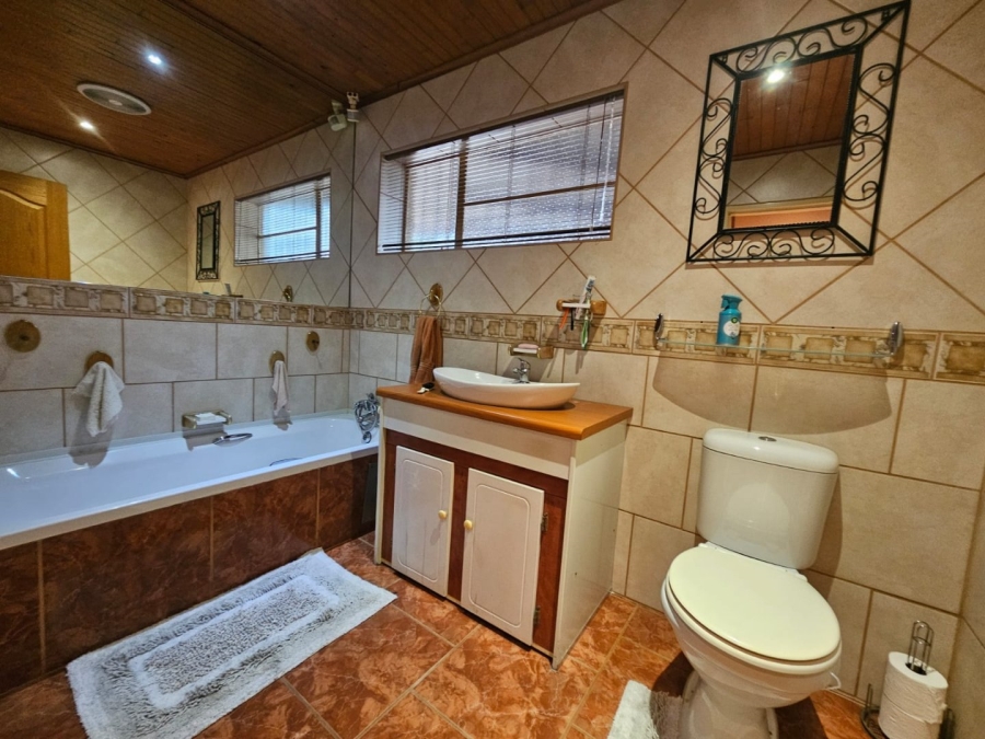 3 Bedroom Property for Sale in Casseldale Gauteng