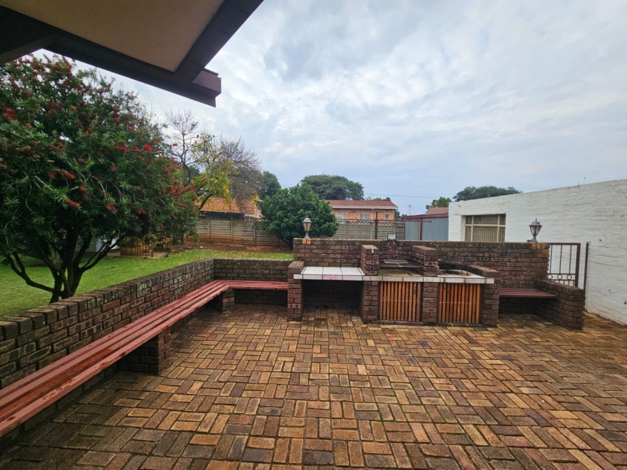 3 Bedroom Property for Sale in Casseldale Gauteng