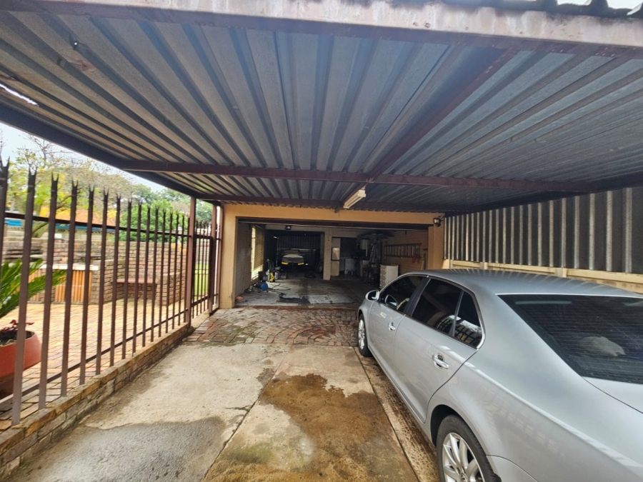 3 Bedroom Property for Sale in Casseldale Gauteng