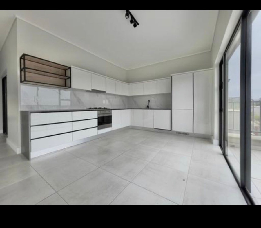 To Let  Bedroom Property for Rent in Waterfall Gauteng