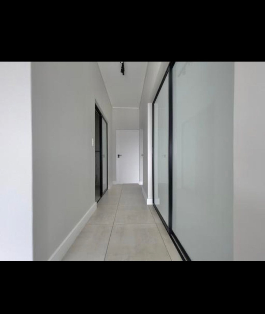 To Let  Bedroom Property for Rent in Waterfall Gauteng