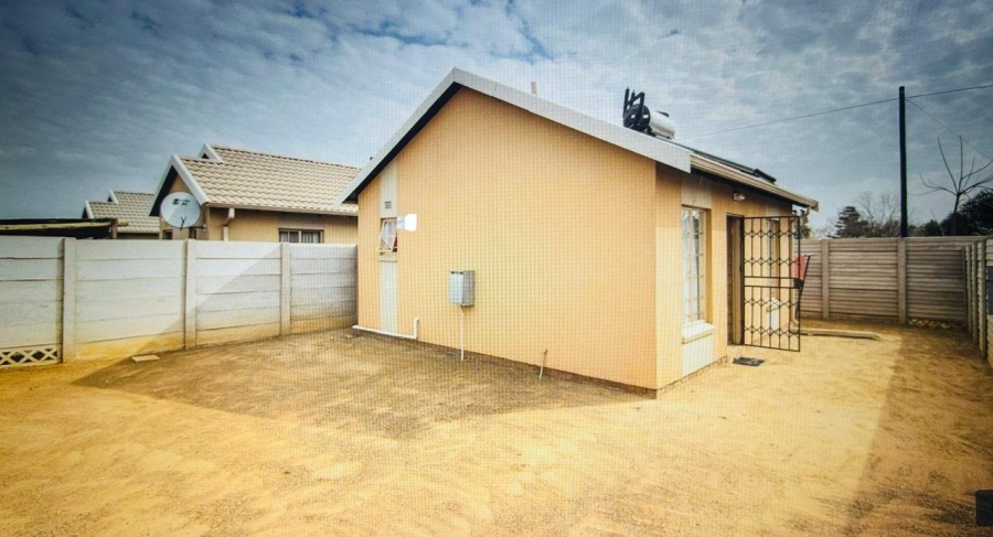 2 Bedroom Property for Sale in Sky City Gauteng