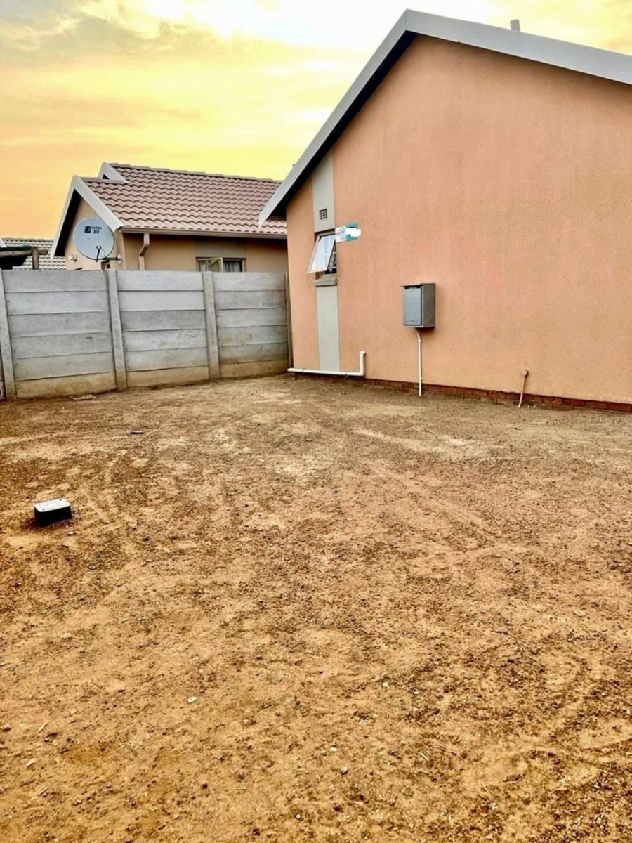 2 Bedroom Property for Sale in Sky City Gauteng