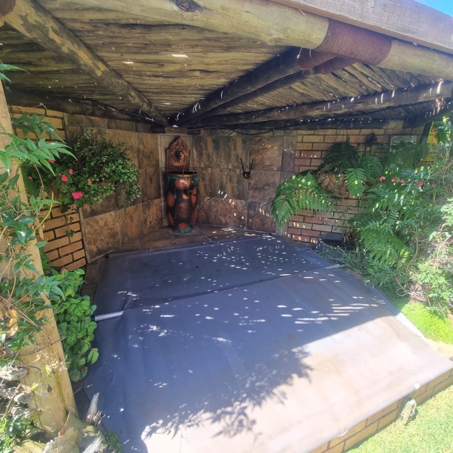 2 Bedroom Property for Sale in The Reeds Gauteng