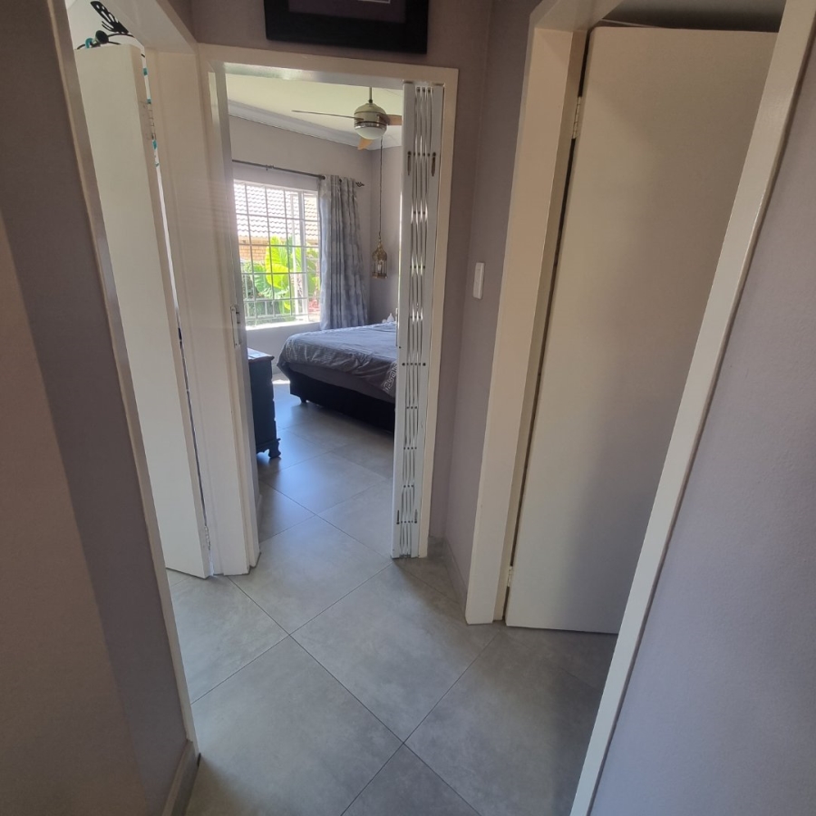 2 Bedroom Property for Sale in The Reeds Gauteng