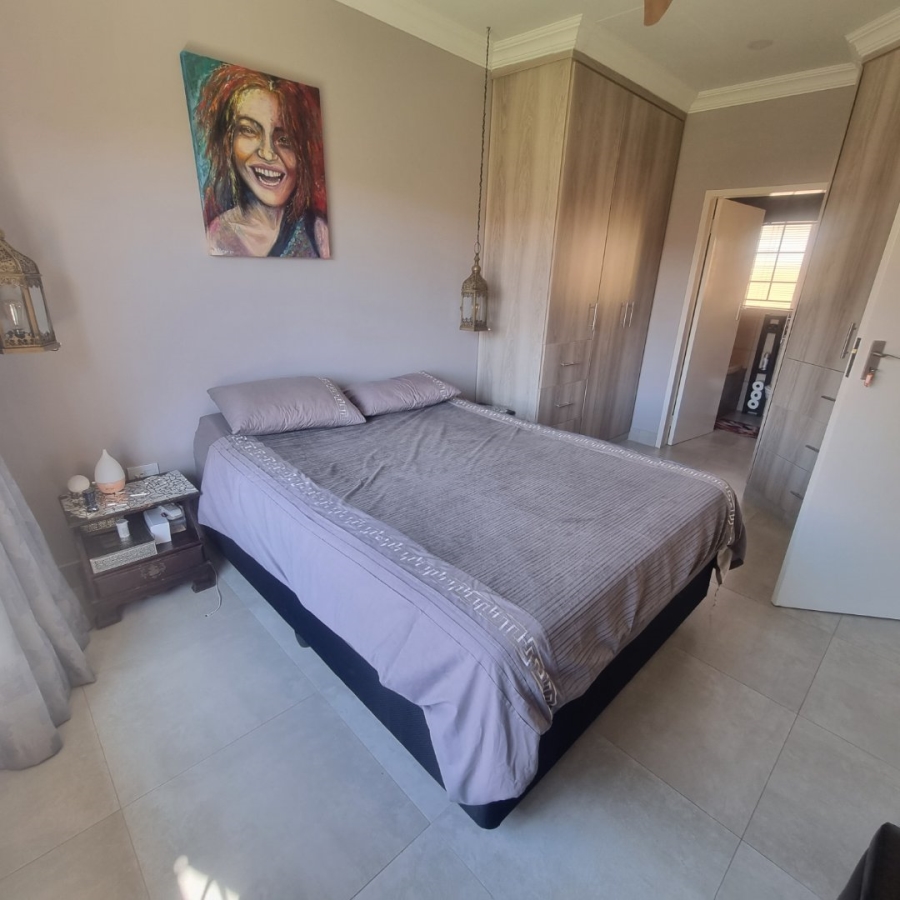 2 Bedroom Property for Sale in The Reeds Gauteng