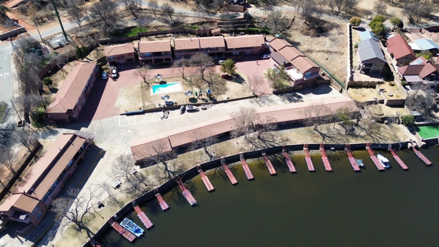Commercial Property for Sale in Vaaloewer Gauteng