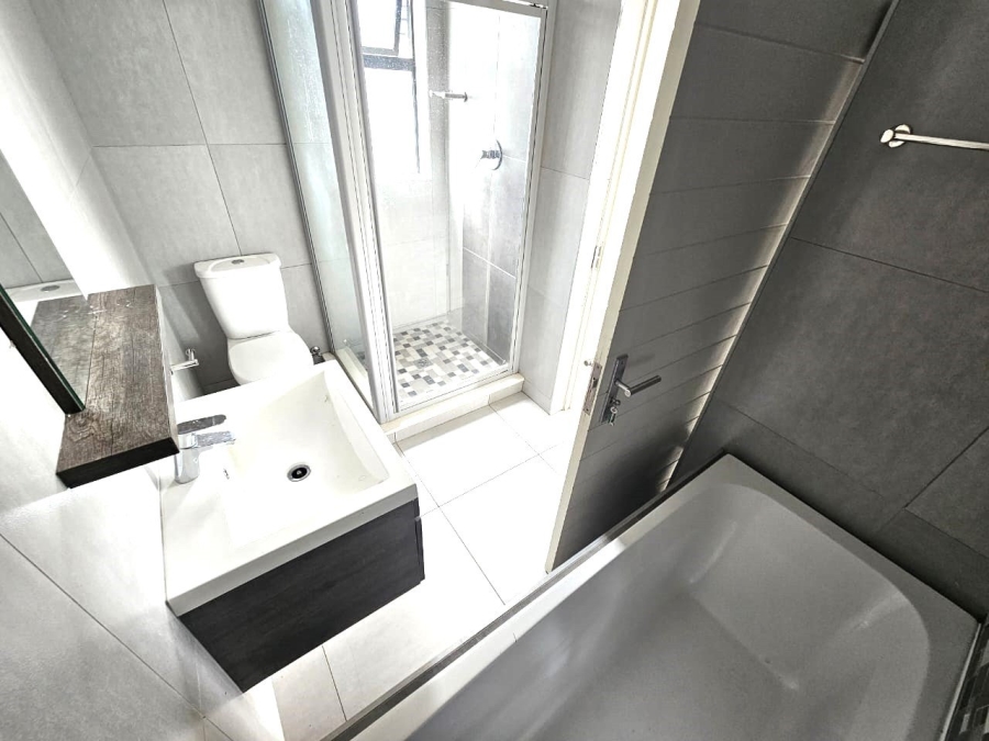 To Let 1 Bedroom Property for Rent in The Hills Game Reserve Estate Gauteng